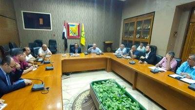 وزير النقل: سيتم إنشاء 3 مناطق لوجستية أخرى في بئر العبد