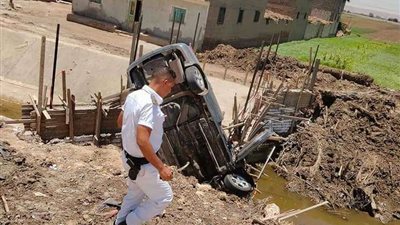 قرار عاجل بشأن انقلاب سيارة ربع نقل على الطريق الدائري بالجيزة