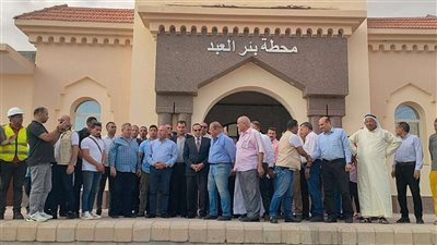 وزير النقل: خط العريش طابا سيخدم نقل الركاب والبضائع والتجمعات السكنية