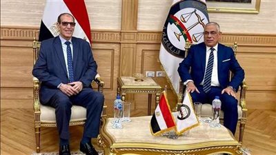 لتقديم التهنئة.. المستشار محمد شوقي عياد يستقبل رئيس النيابة الإدارية