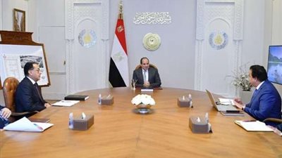 تنفيًذا لتوجيهات الرئيس.. وزير الصحة: رفع درجة الاستعداد بالمستشفيات للتعامل مع أي طوارئ طبية من غزة