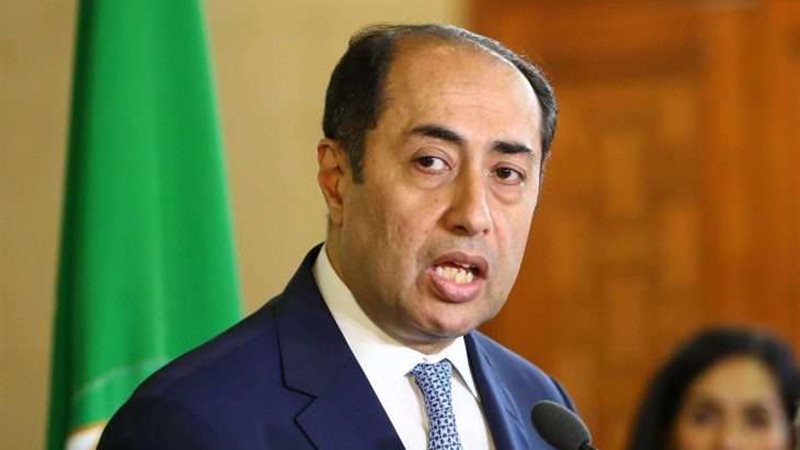 الأمين المساعد لجامعة