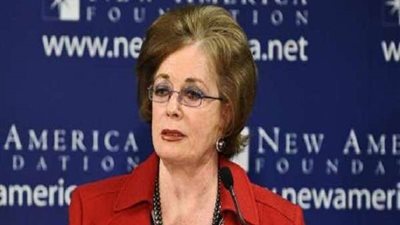 بكلمات مؤثرة.. وزيرة التخطيط تنعي جيهان السادات