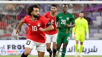 محمد صلاح يقود تشكيل منتخب مصر ضد الجزائر