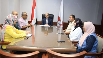 نائب محافظ سوهاج يلتقي خريجي دورات إعداد المدربين TOT ‏