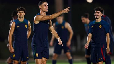 كريستيانو رونالدو يقود تشكيل البرتغال لمواجهة البوسنة