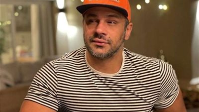 محمد عطيه يكشف للجمهور طريقة النصب بأسمة (تفاصيل)