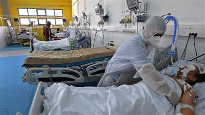 الوضع كارثي.. كورونا يحطم الأرقام القياسية في 