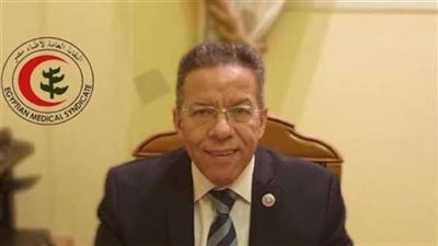 نقيب أطباء مصر: قصف المستشفيات جريمة حرب ويجب محاسبة مرتكبيها وإحالتهم للمحكمة الجنائية الدولية