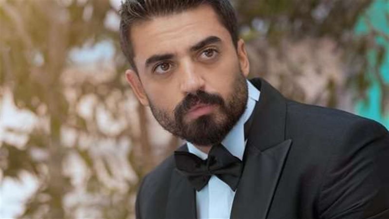 الفنان إسلام جمال