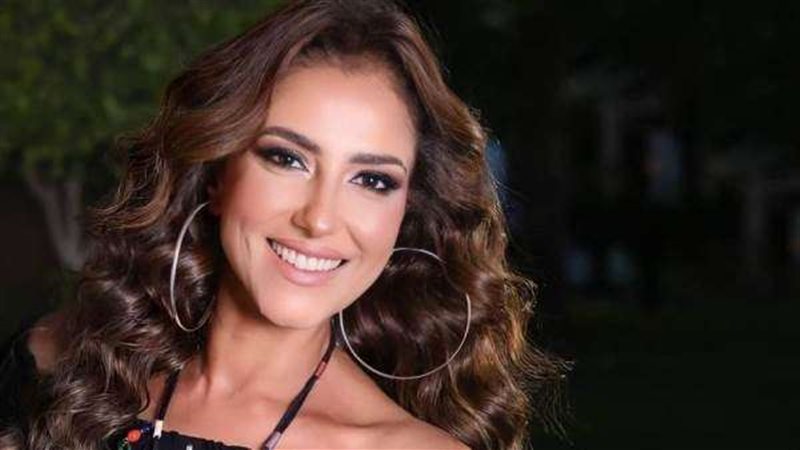 الفنانة حنان مطاوع