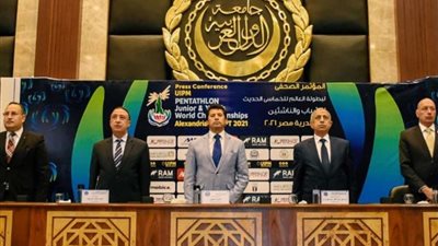 محافظ الإسكندرية ووزير الشباب والرياضة يفتتحان بطولة العالم للخماسي