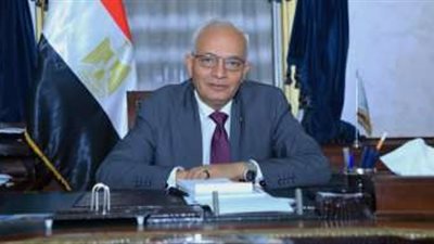 وزير التعليم يوجه بوقوف الطلاب 