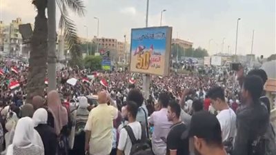 مظاهرات حاشدة بميدان الحصري بأكتوبر لدعم فلسطين والتنديد بجرائم اسرائيل