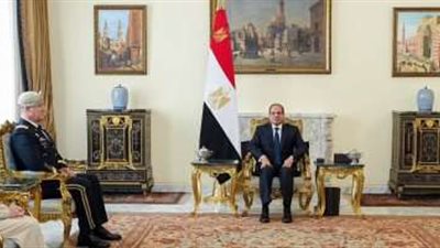 السيسي يلتقي مع قائد القيادة المركزية الأمريكية
