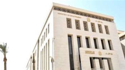 قيادات وزارة الأوقاف يؤدون صلاة الغائب في أكثر من 