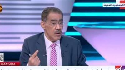 ضياء رشوان من أمام المنصة: بالروح بالدم نفديكي يا فلسطين