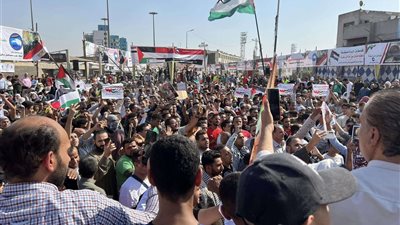 دعم غزة.. لاعبي الأهلي والزمالك يشاركون في المظاهرات