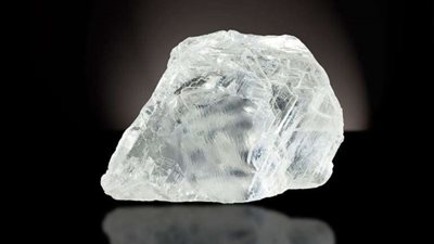 بيع واحدة من أغلى قطع الألماس الخام مقابل 40 مليون دولار