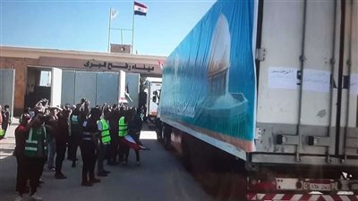 معبر رفح يفتح أبوابه لمرور 20 شاحنة إغاثية لقطاع غزة
