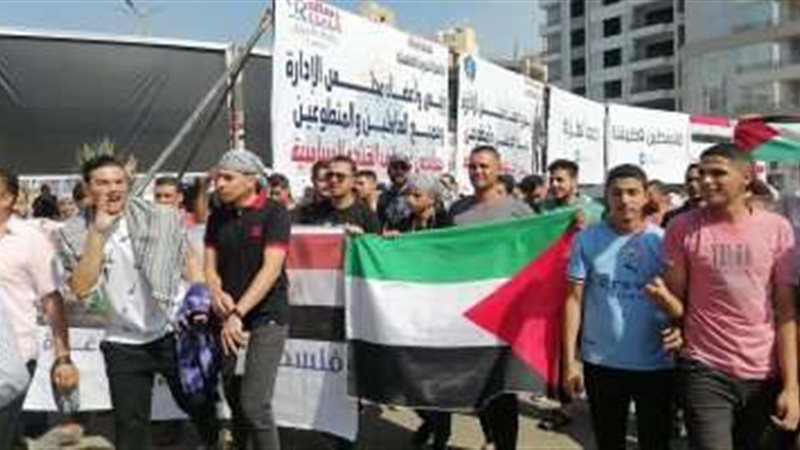 وقفات لدعم الشعب