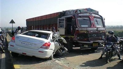 وفاة عائلة كاملة بحادث سير مروع في الأردن