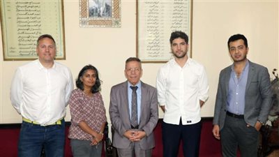 «أطباء بلا حدود» تبحث مع النقابة العامة سبل الدعم الطبي للشعب الفلسطيني