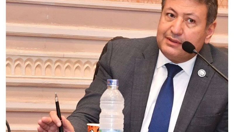 طارق شكري