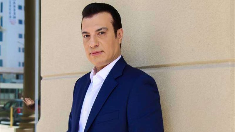 الفنان إيهاب توفيق