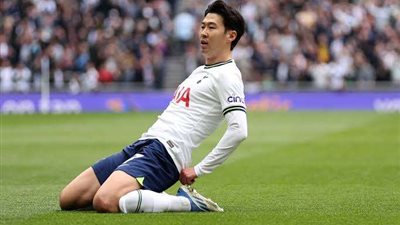سون يقود تشكيل توتنهام أمام فولهام في الدوري الإنجليزي