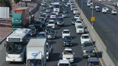 نشرة مرور «بلدنا اليوم».. كثافة متحركة بشوارع وميادين بالقاهرة والجيزة
