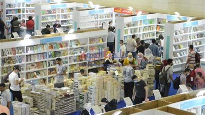 الدورة 52 من معرض القاهرة الدولى للكتاب تودع الجمهور