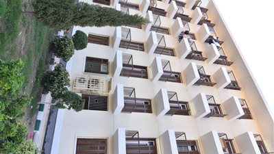 رئيس جامعة أسيوط يفتتح مبنى سكني للطلاب بالمدينة الجامعية