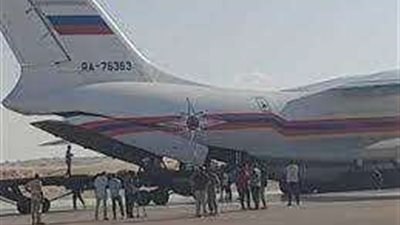 وصول مئات الأطنان من المساعدات الطبية مطار العريش اليوم الثلاثاء