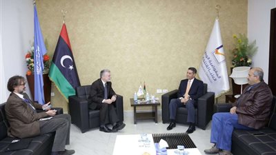 المفوضية العليا والبعثة الأممية تناقشان آلية تنفيذ الانتخابات الليبية