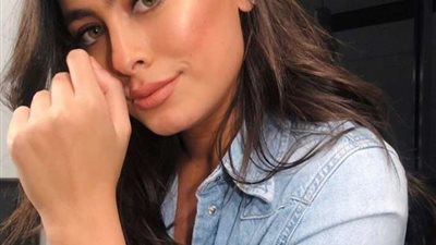 بهذه الطريقة.. هاجر أحمد تتغزل فى زوجها