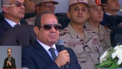 السيسي: أوجه التحية والتقدير للقوات المسلحة وقت الحرب والسلم