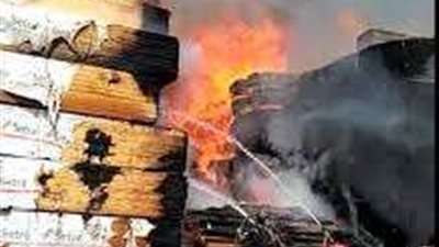 الحماية المدنية تسيطر على حريق مخزن أخشاب بمدينة نصر