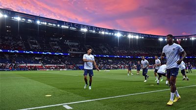 قبل مباراة الليلة.. تاريخ مواجهات باريس سان جيرمان وميلان