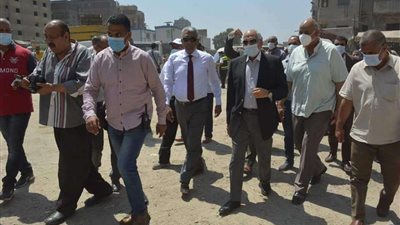 محافظ الجيزة يقود حملة لإعادة الانضباط بشارع ناهيا ببولاق الدكرور