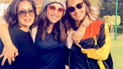 بصورة بالحجاب.. حلا شيحة تدعو لـ ياسمين عبدالعزيز