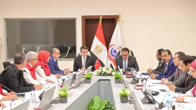 وزير الصحة ورئيس هيئة الكوارث التركي يبحثان سبل إيصال المساعدات الطبية لغزة