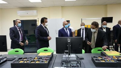 التعليم العالي تستعرض أداء جامعة القاهرة الجديدة التكنولوجية خلال العام الدراسي.. صور