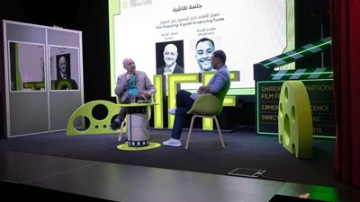 آلاف الطلاب يتوافدون  على مهرجان الشارقة السينمائي الدولي