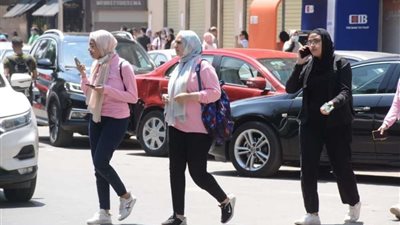 حقيقة  تسريب امتحان الفلسفة قبل توزيعه في لجان الثانوية العامة