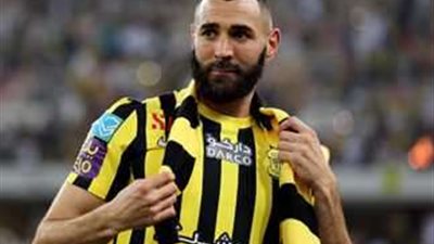 بهدف بنزيمة.. اتحاد جدة يتقدم على الحزم في الشوط الأول