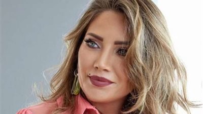 الموت يفجع الفنانة سلافة معمار