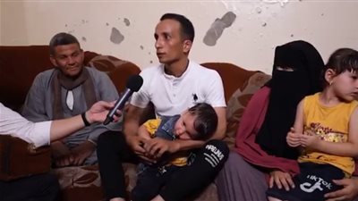 بتوجيهات الرئيس الأب .. مستقبل وطن يسلم جندى العلمين عقد مكتبة متكاملة| فيديو