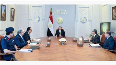 الرئيس السيسي يعقد اجتماعًا لمتابعة عدد من المشروعات القومية للإنتاج الزراعي