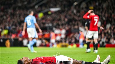 مانشستر سيتي يسحق مانشستر يونايتد بثلاثية نظيفة في الدوري الإنجليزي